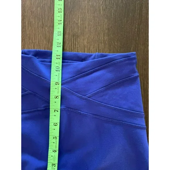 Lululemon Free Flow Cropped Leggings Size 6 - Picture 4 of 10